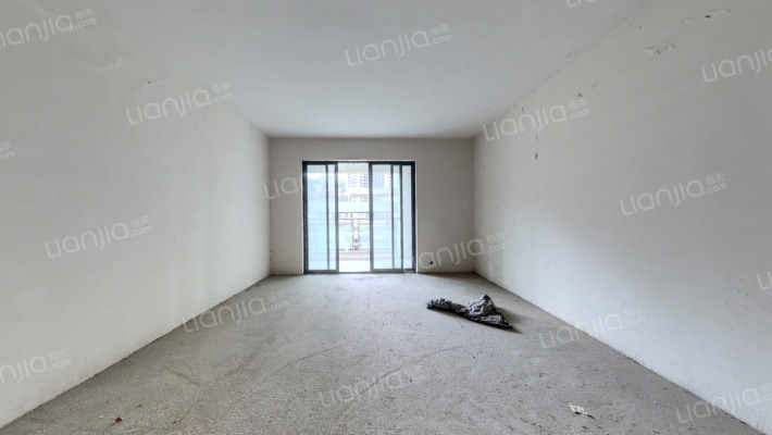 银海元隆广场A区二手房实景图