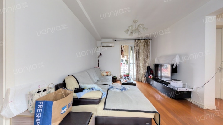 新梅淞南苑二手房实景图