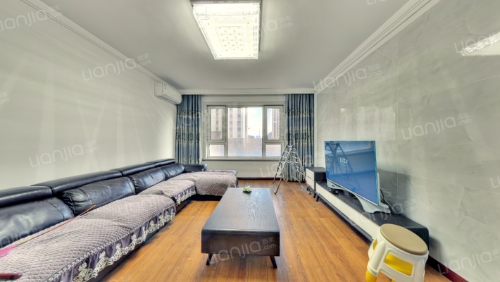 鲁商凤凰城二手房实景图