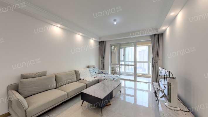 泰鸿听澜湾二手房实景图