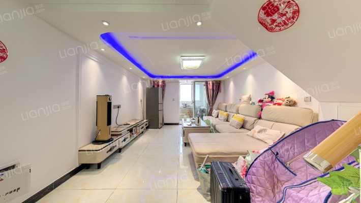 翰林国际城蘑菇公寓二手房实景图