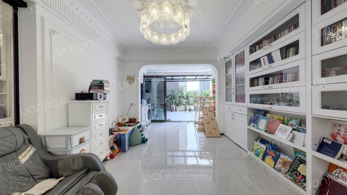 融湖中心城三期二手房实景图