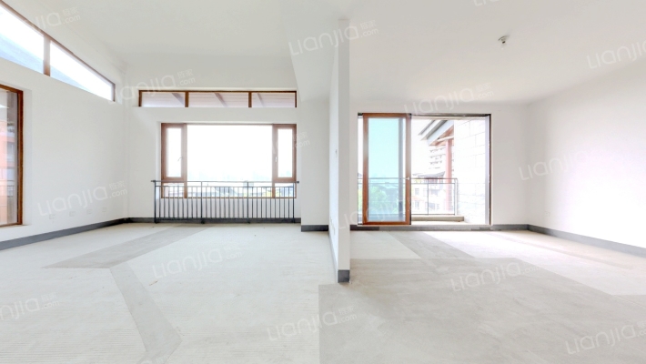 麓湖生态城香林堤二手房实景图