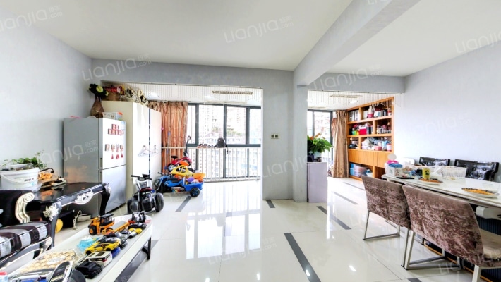 天俊蓝水湾二手房实景图