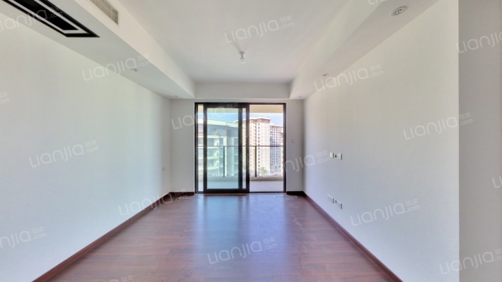 朗诗乐府领峯二手房实景图