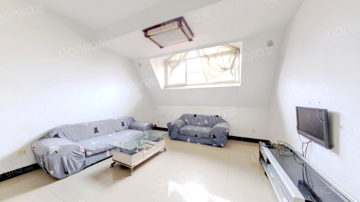 攀交花园二手房实景图