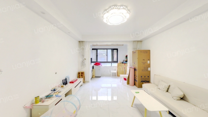 蓝天花园二手房实景图