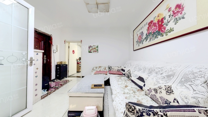 鲁尔新天地三期二手房实景图