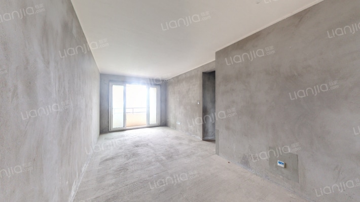 保利江上明珠拾年二手房实景图