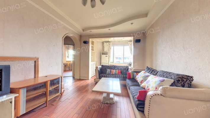 八二宿舍二区二手房实景图