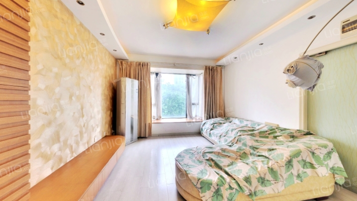 莱顿小城二手房实景图