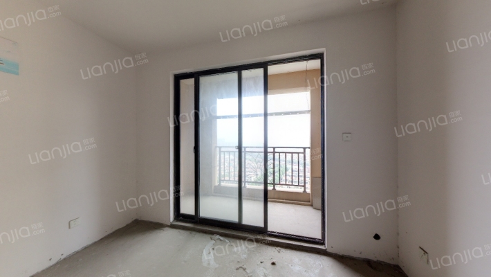 嘉利华府庄园十区二手房实景图