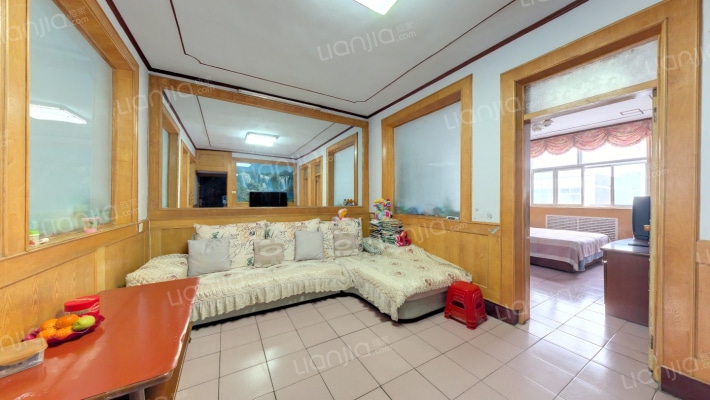 校北小区二手房实景图