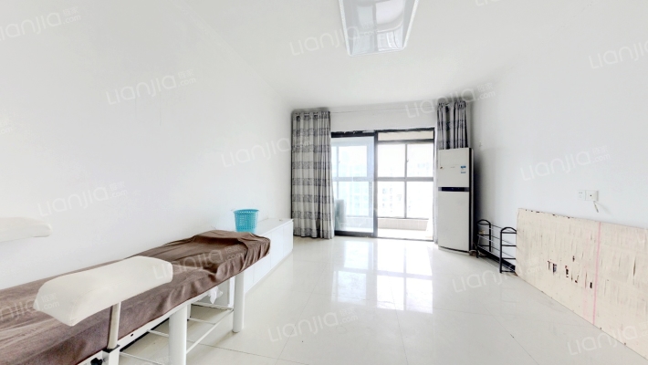 万达广场东西区二手房实景图