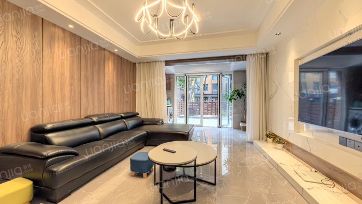 港城华府二手房实景图