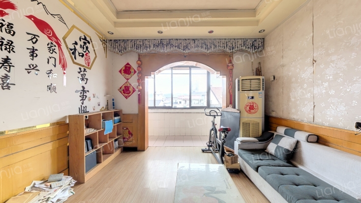 江桥路159号二手房实景图