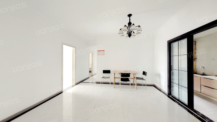 比华利国际城一期二手房实景图