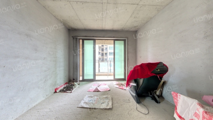 源东云锦二手房实景图