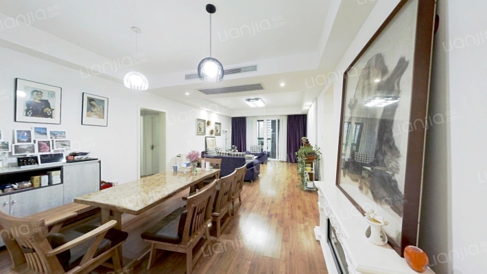 金科世界城D区二手房实景图