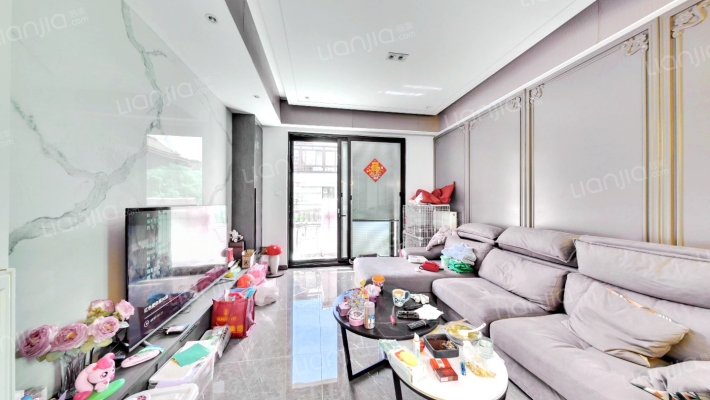 同济晶萃二手房实景图