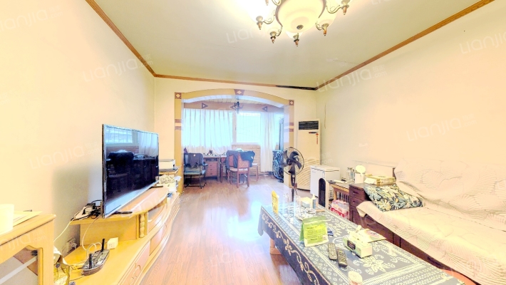 横四道街8号二手房实景图