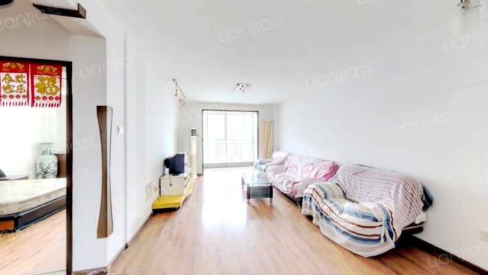 青水家园二手房实景图