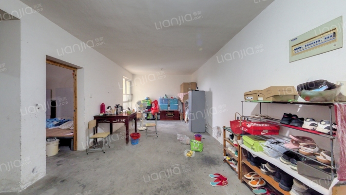 雪溪苑B区二手房实景图