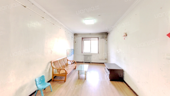 石铁三十二宿舍二手房实景图