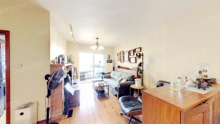 碧蓝映居二手房实景图