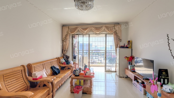 天伦华府二手房实景图