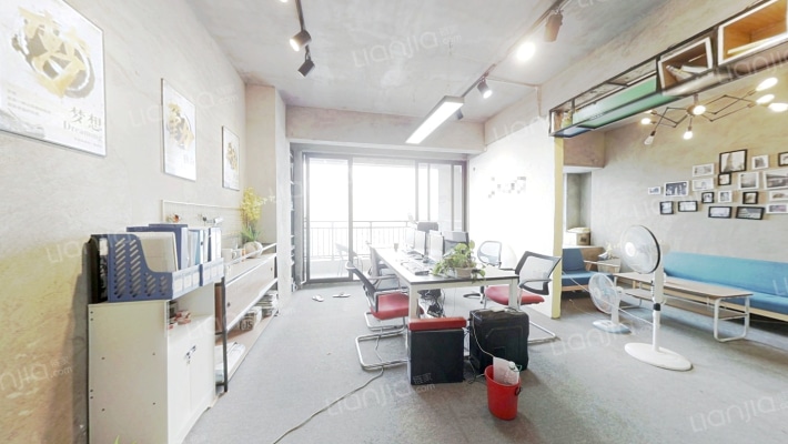 八方新越二手房实景图