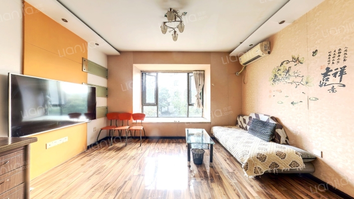 水岸丽舍二手房实景图