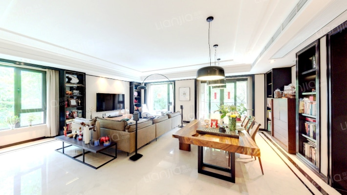 保利西岸二手房实景图