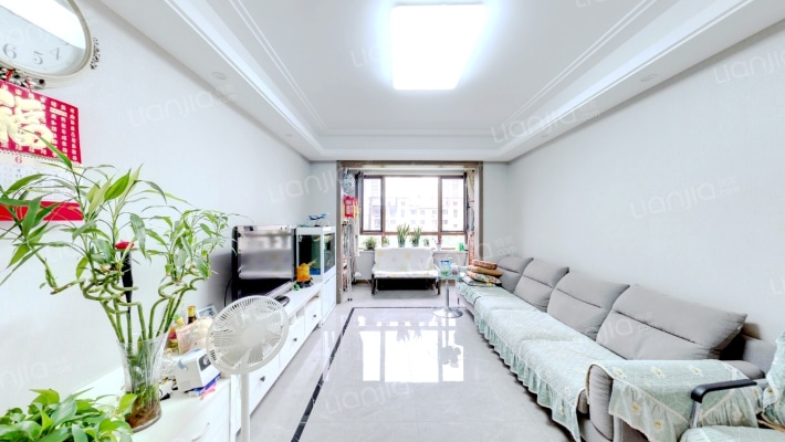 天和悦江山二手房实景图