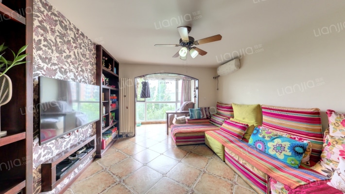 金色漫香林四期二手房实景图