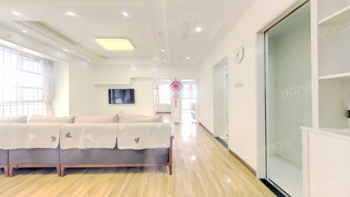 常福国际商务广场二手房实景图