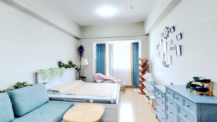 绿地国博滨江公馆二手房实景图