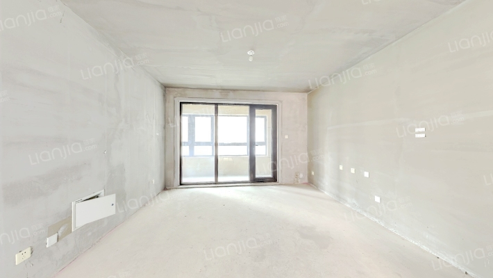 融创迩海二手房实景图