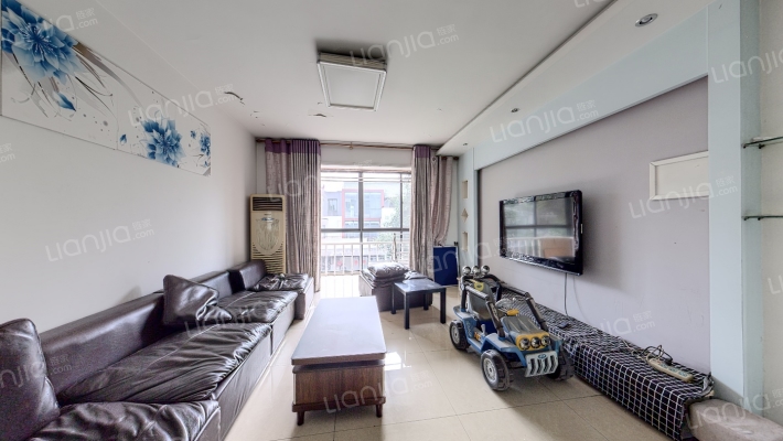 贵通御苑枫景二手房实景图