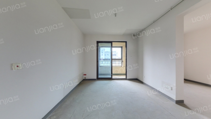 中海云麓公馆二手房实景图