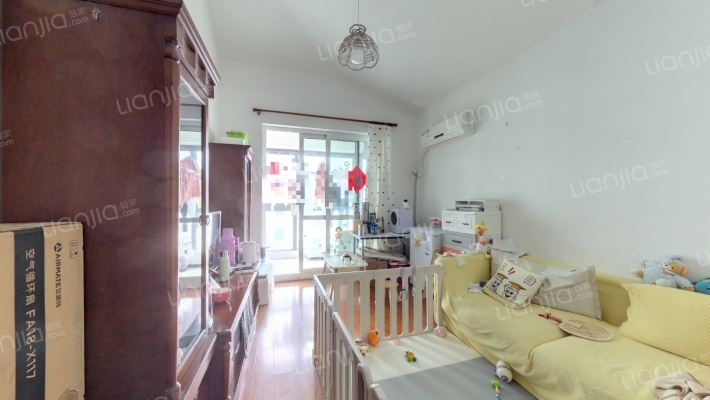 缘圆宝邸二手房实景图