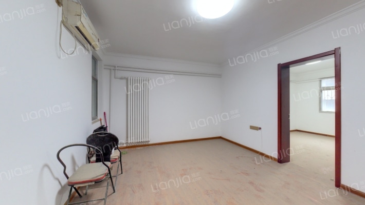 北福华铁银小区二手房实景图