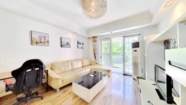 鸿阁一号二手房实景图