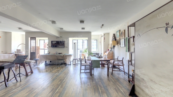 汉口城市广场SOHO二手房实景图