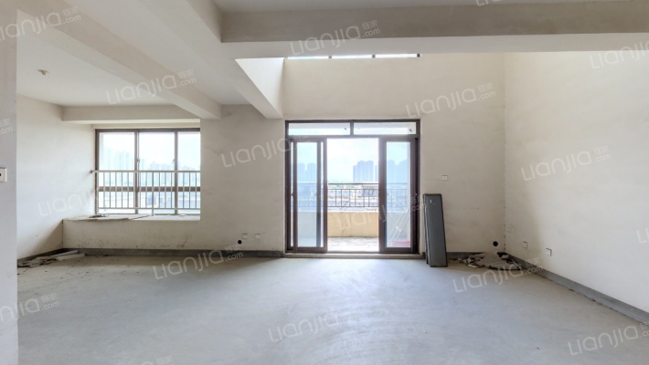 龙泽半岛逸湾二手房实景图