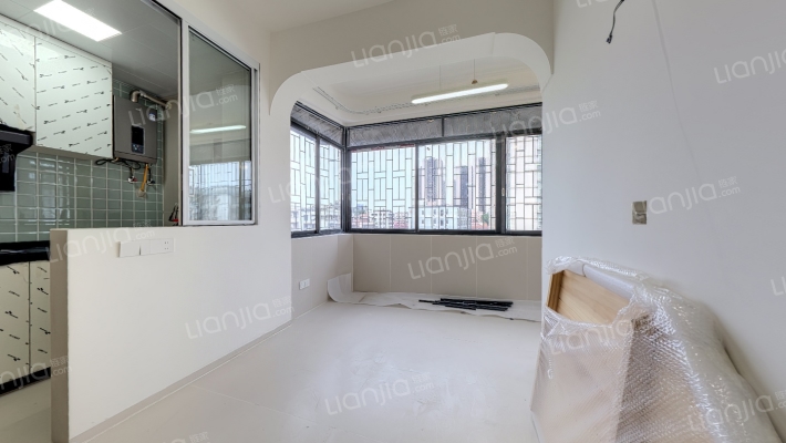 荣威楼二手房实景图