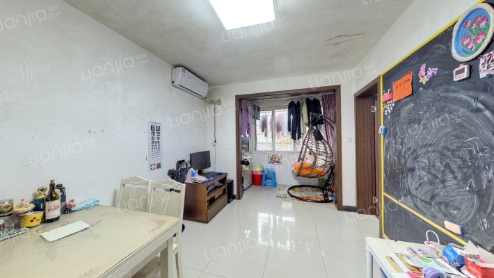 蔚斗新村二区二手房实景图