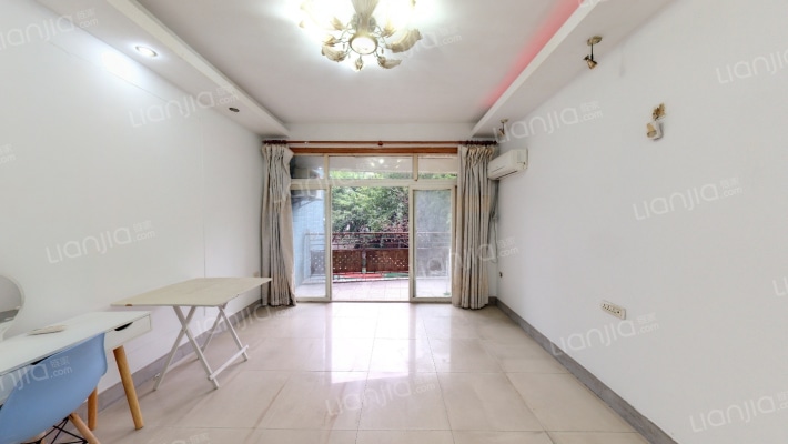 银泰新苑二手房实景图