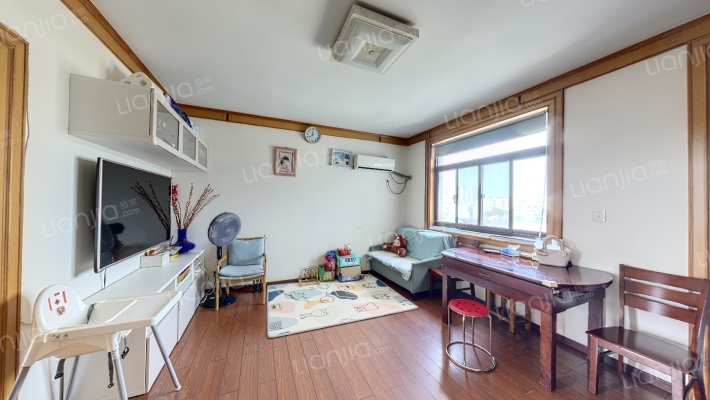 周洼新村二手房实景图