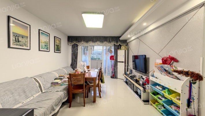 旭日海湾二期二手房实景图